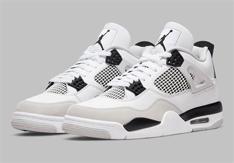 nike air jordans zwart wit|jordan 4 nike air.